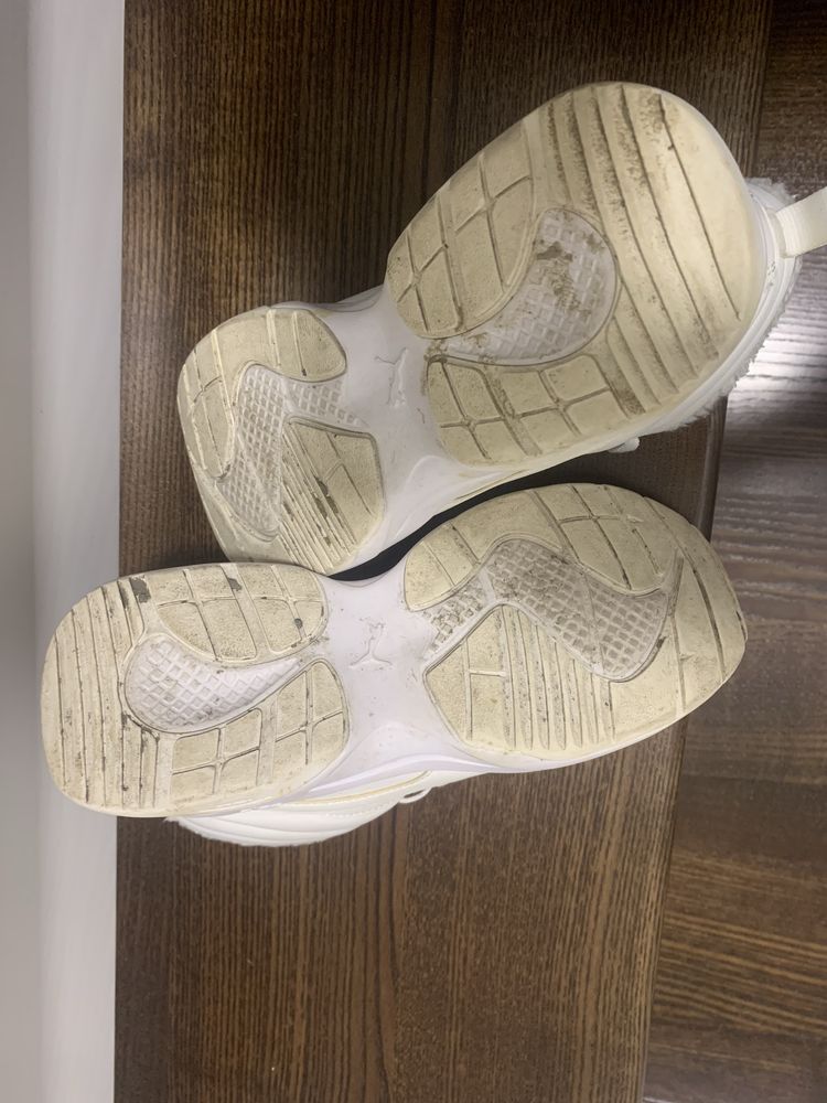 Зимні кросівки Puma Cilia Mid Winter