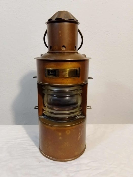 Stara lampa okretowa