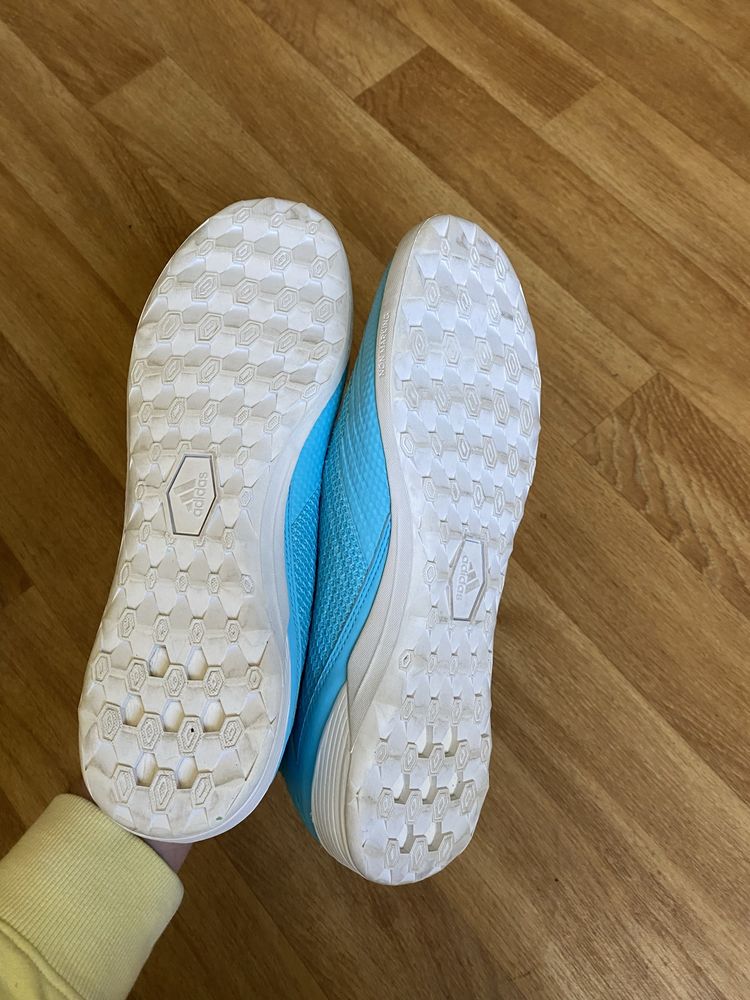 Сороконожки футзалы Adidas