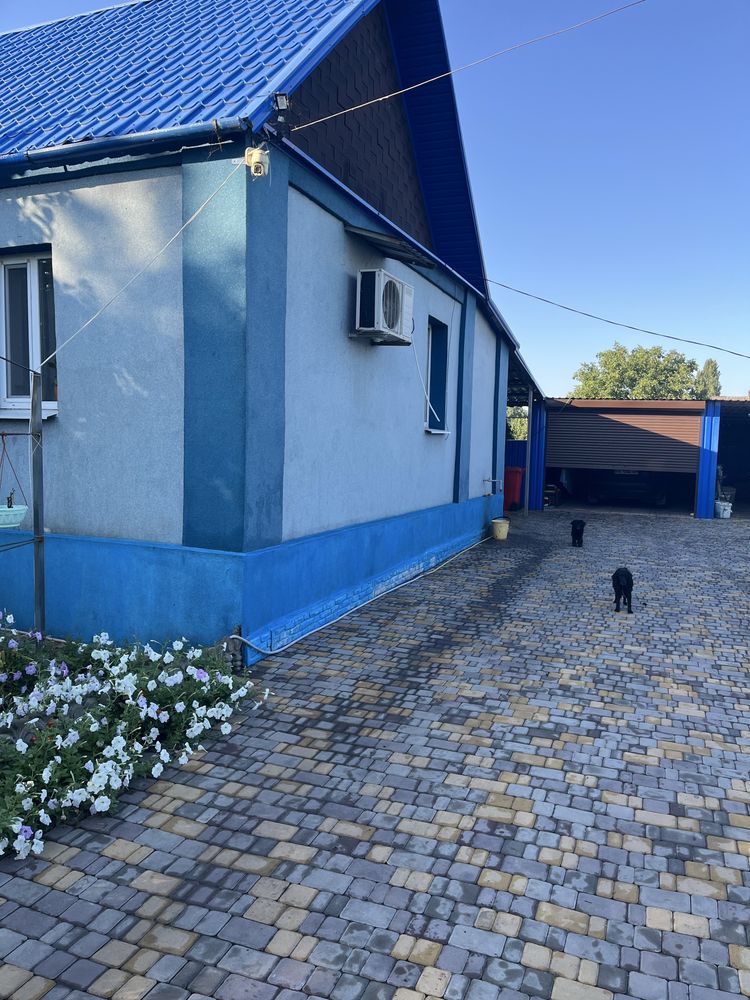 Продам будинок біля річки
