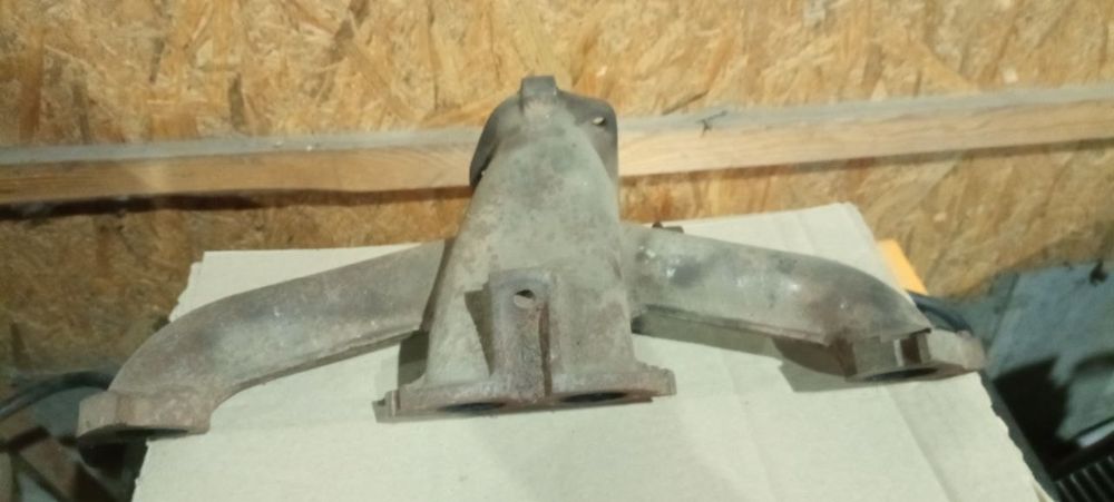 Коллектор выпускной 2101