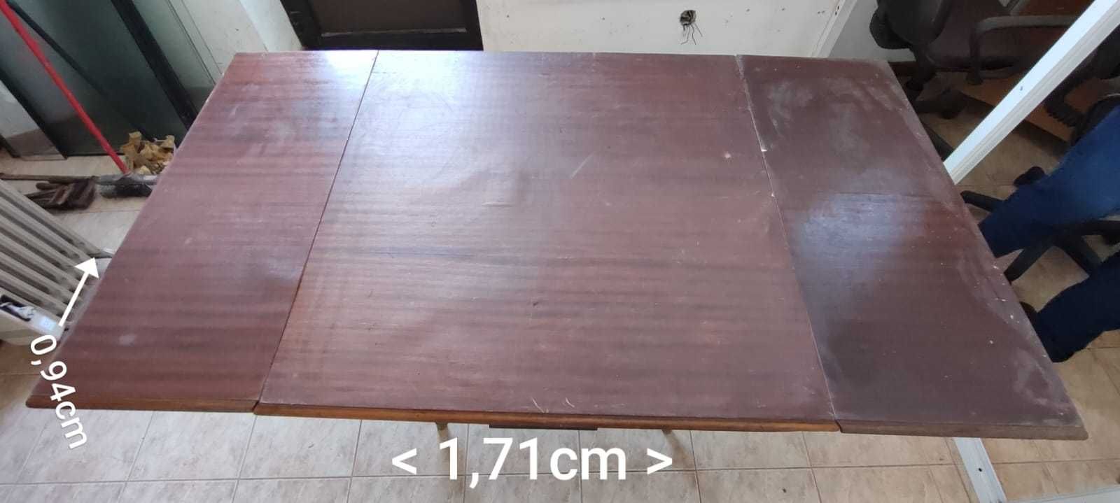Mesa de madeira de abrir