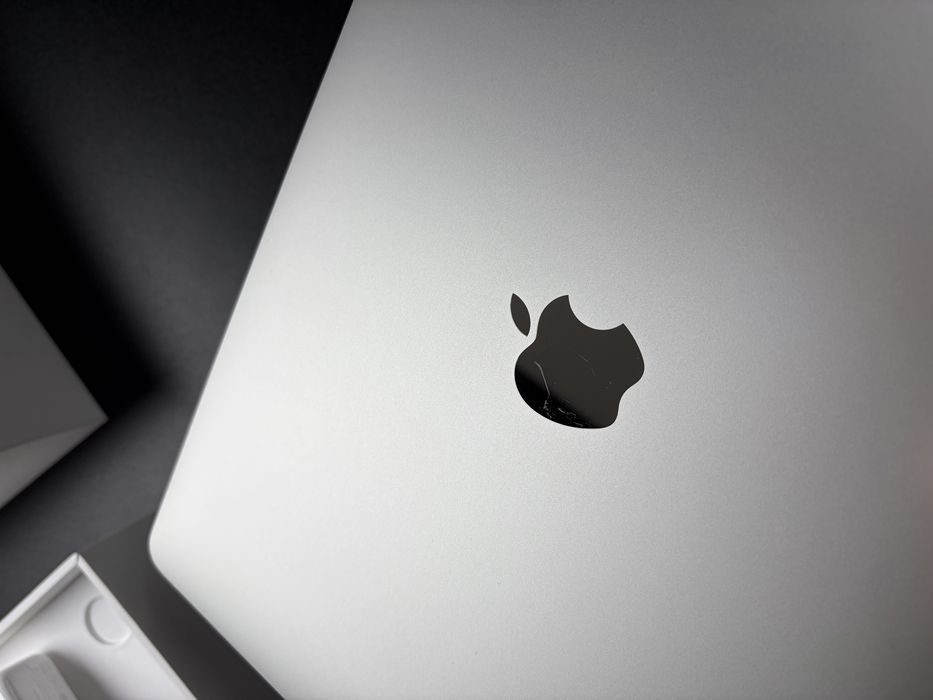 *ZADBANY* MacBook Air M1 512GB 8GB RAM 2021, 93% Baterii, 98 cykli