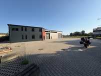 Wynajmę hale handlowo 1290m2- usługową magazyn, pomieszczenia socjalne