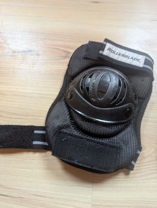 Ochraniacze na kolana nakolenniki Rollerblade