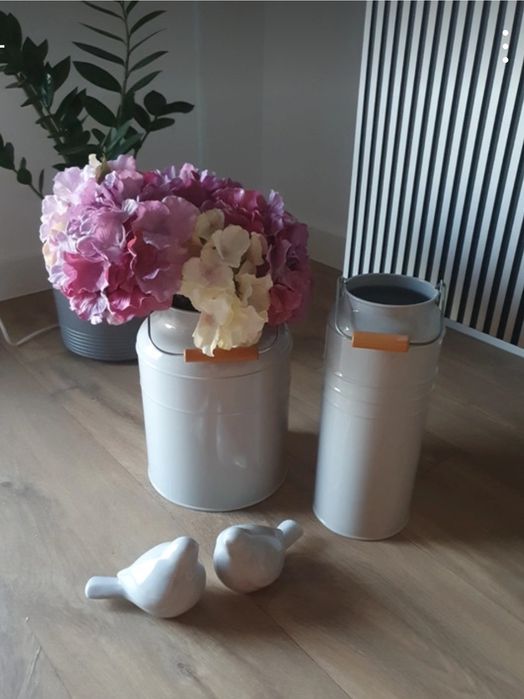 Zestaw 2 kanek + 2 ptaszków i 5 x hortensja