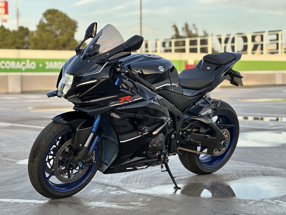 SUZUKI GSXR1000RA ABS - Full Extras!