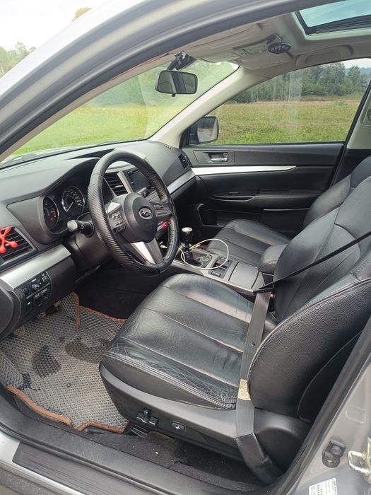 Продам автомобіль Subaru legacy outback