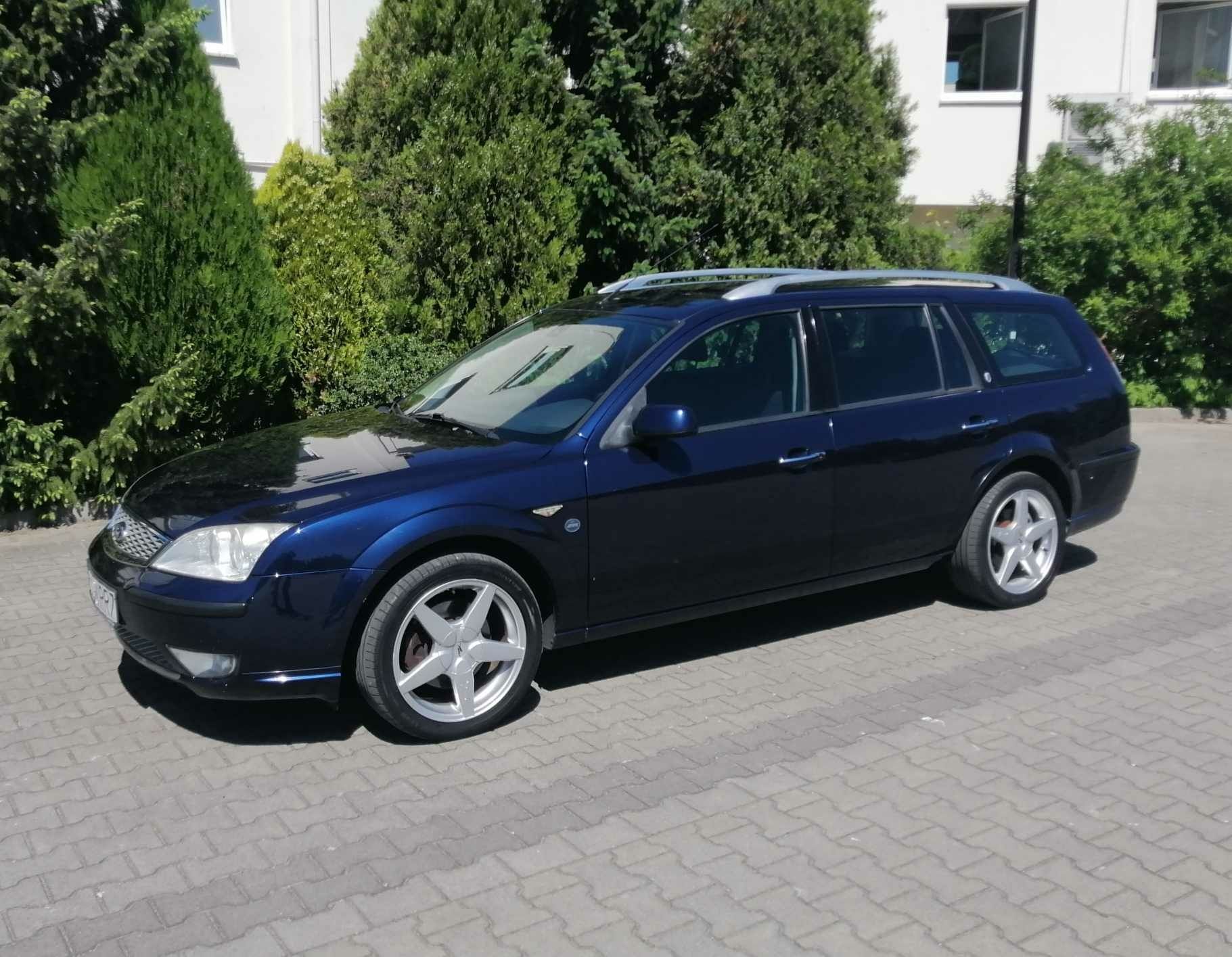 Mondeo Ghia Lift 2006r 1.8 Benzyna 125 Koni 265 tyś Przebiegu 4 Klucze