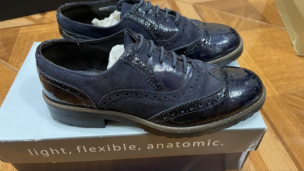 Туфли классика , замш . Італія 36р кожа