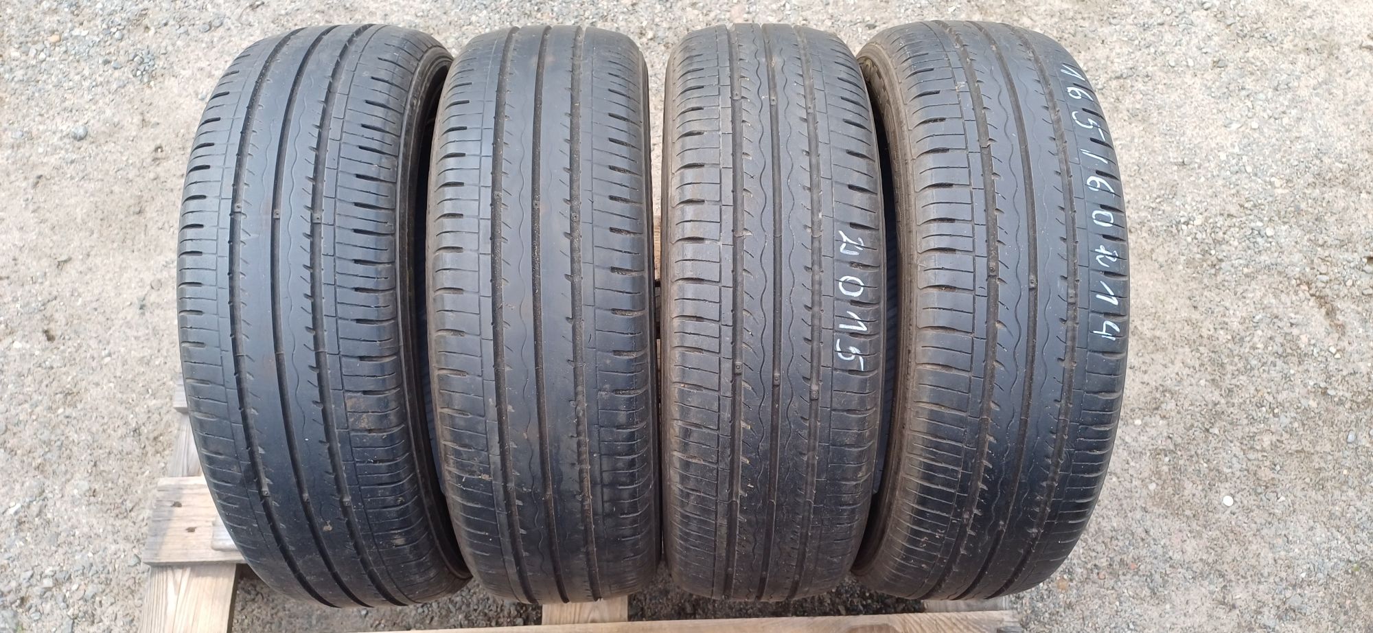 165/60R14 KUMHO , komplet opon letnich.
