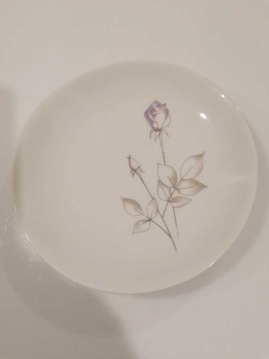 Prato raso em porcelana Coimbra S.P.