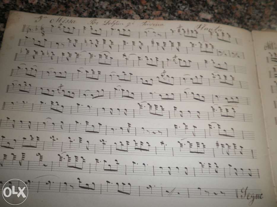Melómanos-partituras antigas, algumas manuscritas