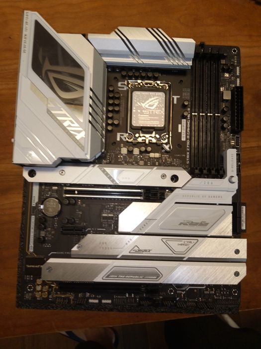 ASUS ROG Strix Z790-A Gaming WiFi II64354162689537121