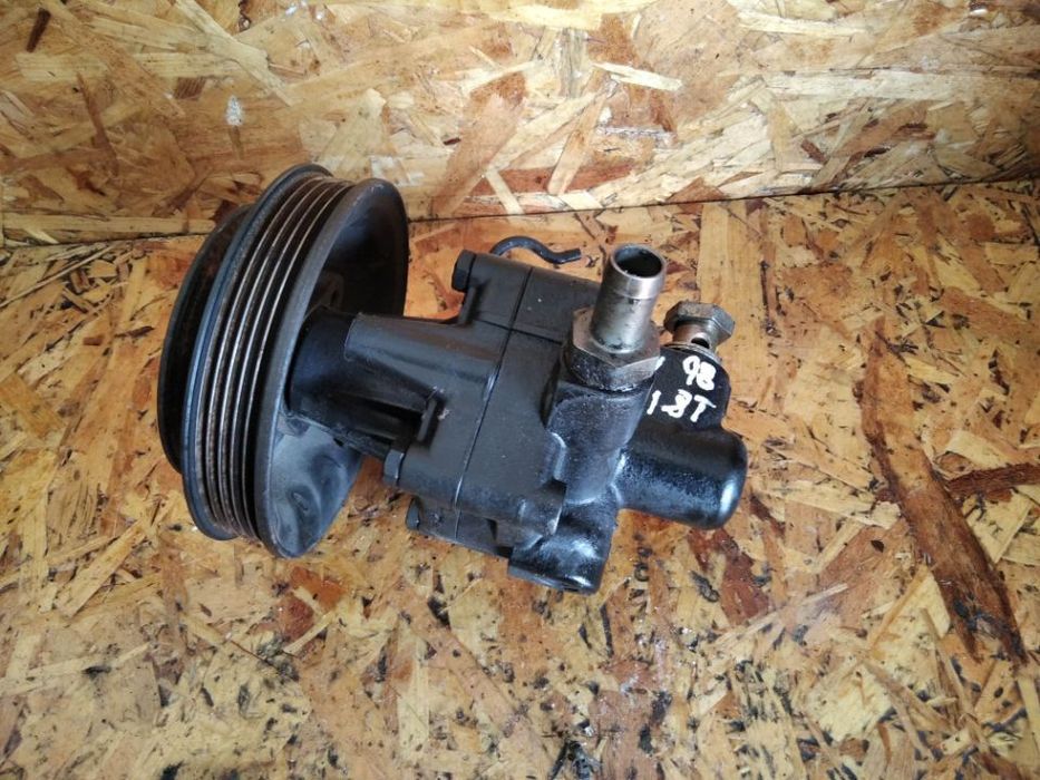 BOMBA DE DIRECÇÃO / DIREÇÃO ASSISTIDA AUDI A4 B5 / PASSAT 1.8T 8D0145156AX