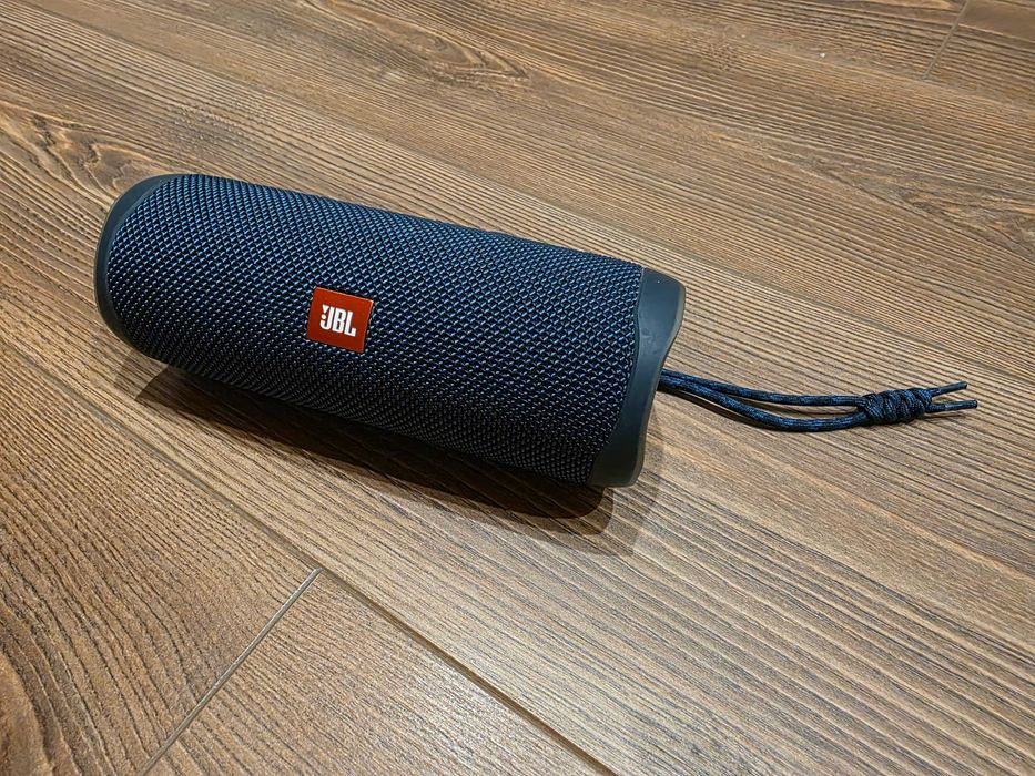 Портативна колонка JBL Flip 5