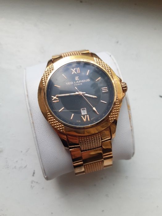Часы Ted Lapidus Paris