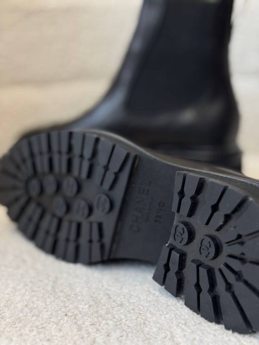 Ботинки челсі в коробці чорний колір 39р