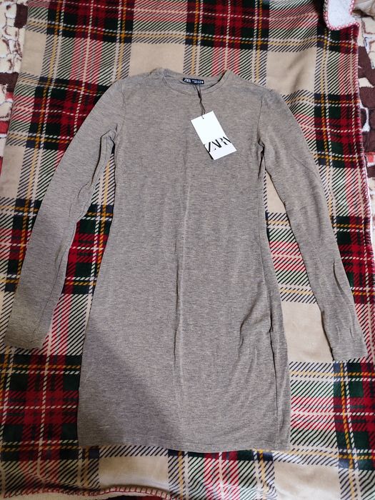 Нове плаття Zara