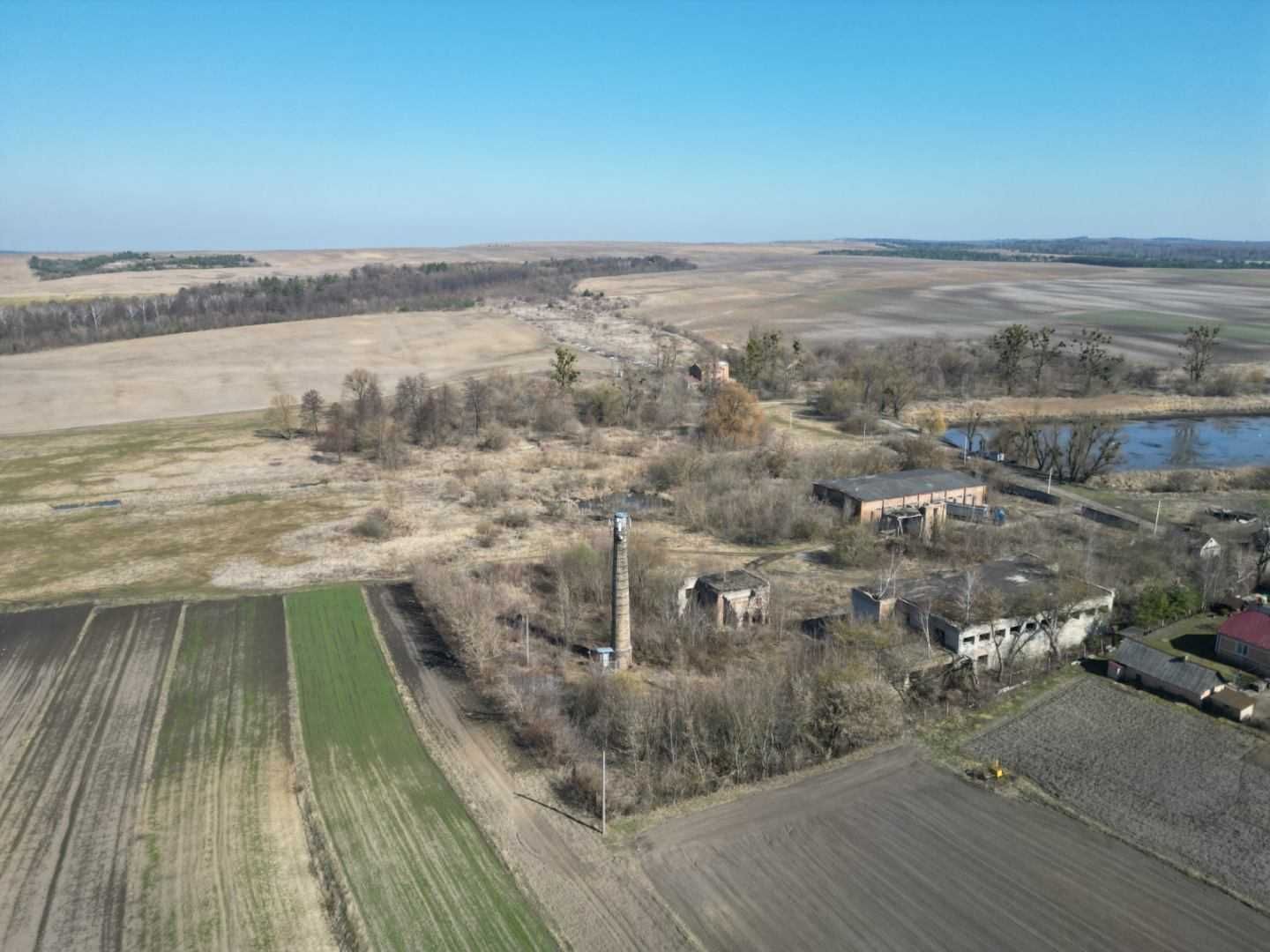 Продається Ексклюзивна земельна ділянка у Рівненській обл с. Вовковиї.