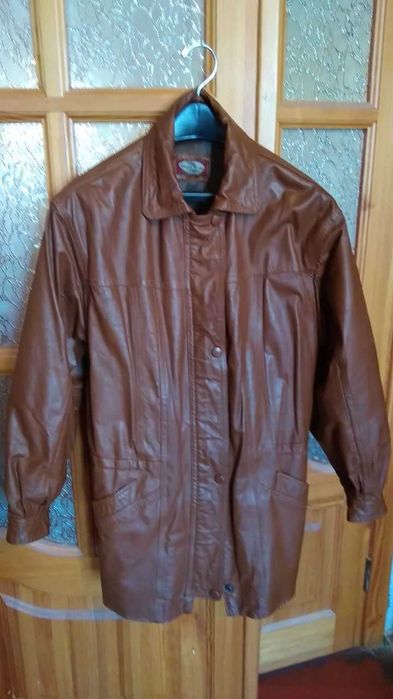 Куртка женская из натуральной кожи. Сумка в подарок