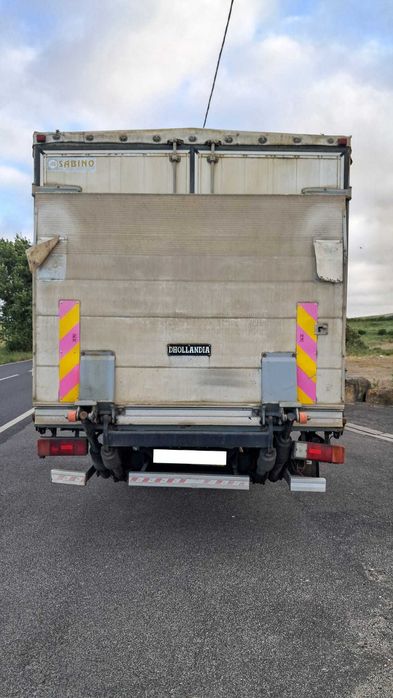 Mitsubishi Canter - HD -7 500 KG com plataforma- 143 cv