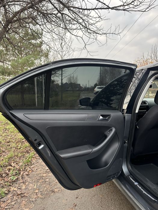 Volkswagen Jetta 2.0 2011