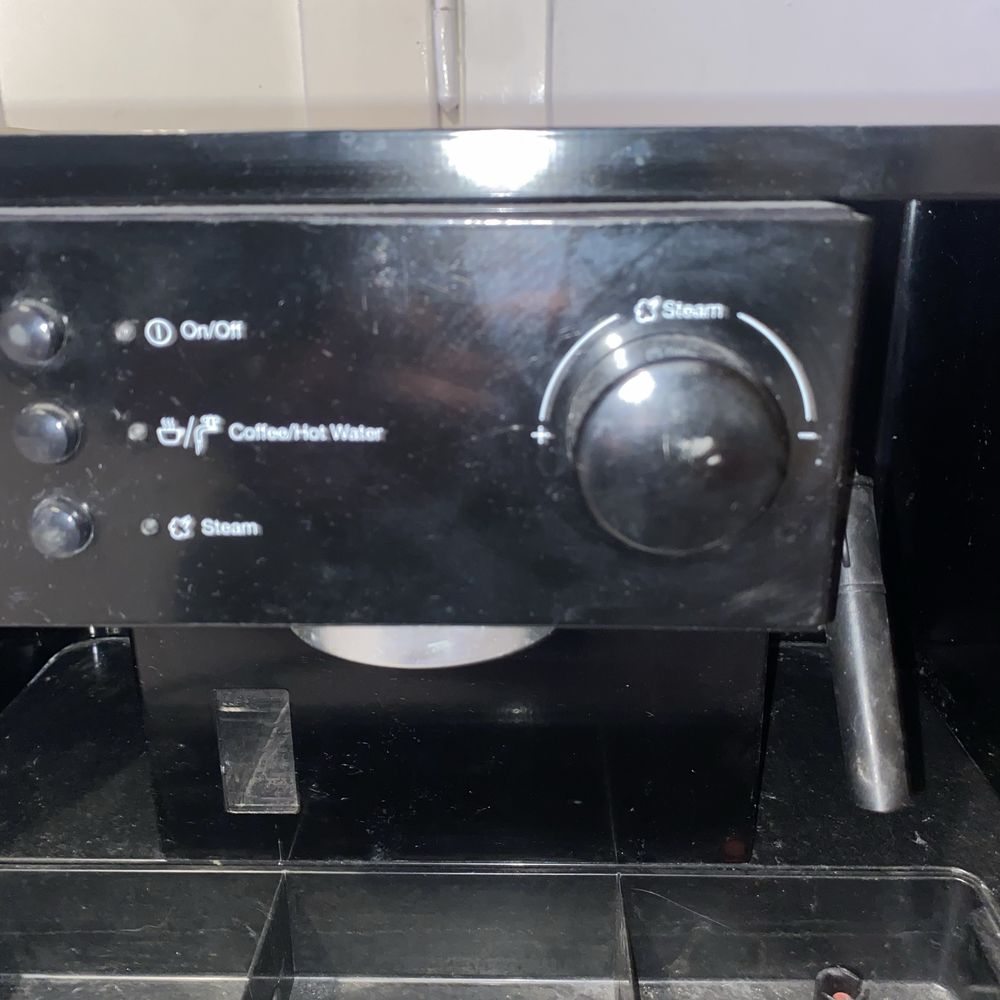 Whirpool ekspres pod zabudowe