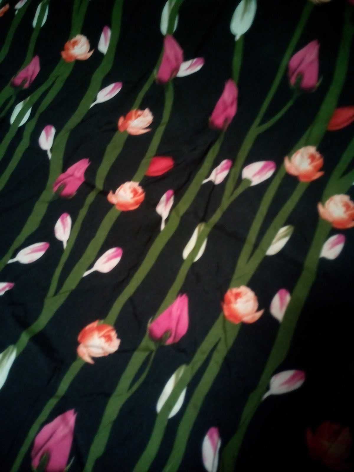 Ткань Тюльпаны Натуральная Джаванез