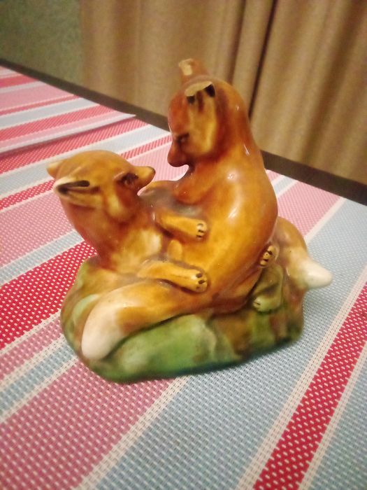 Статуетка фарфор