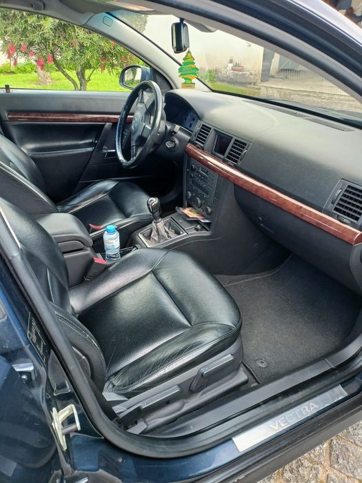 Opel vectra 1.6 2003.