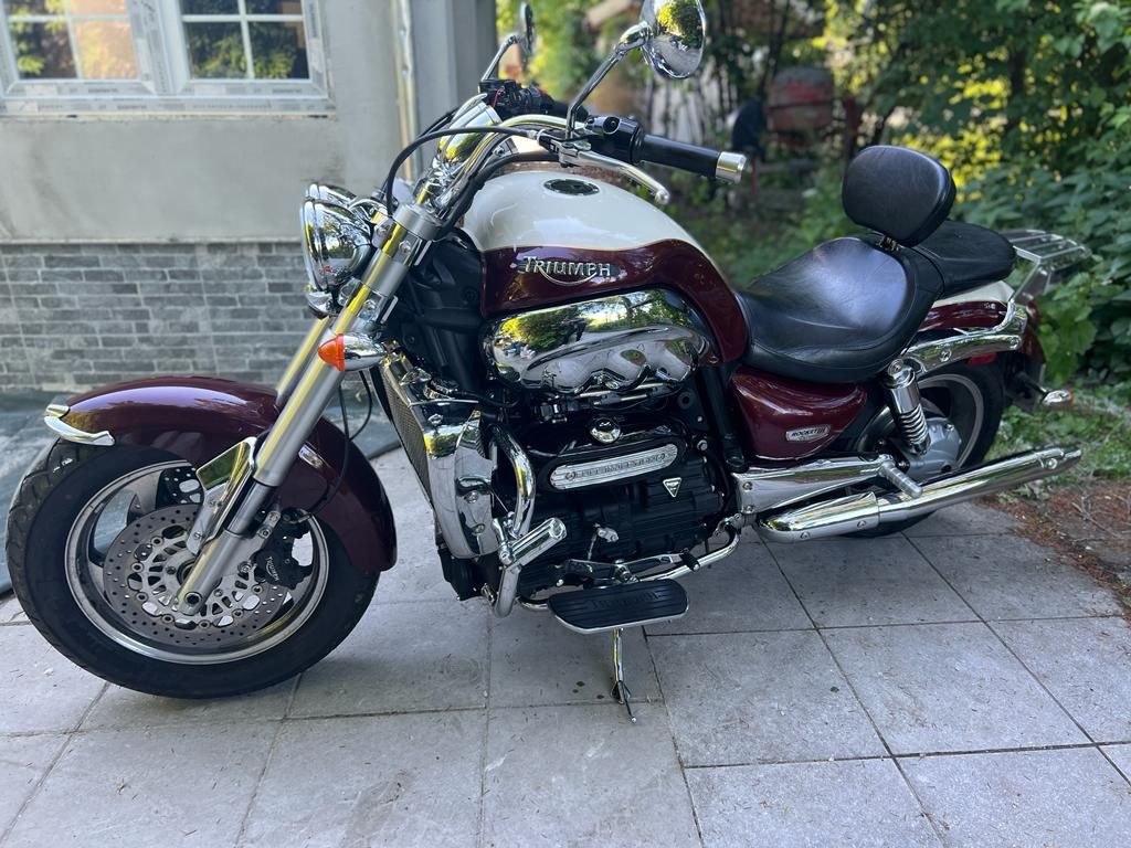 Triumph Rocket 3