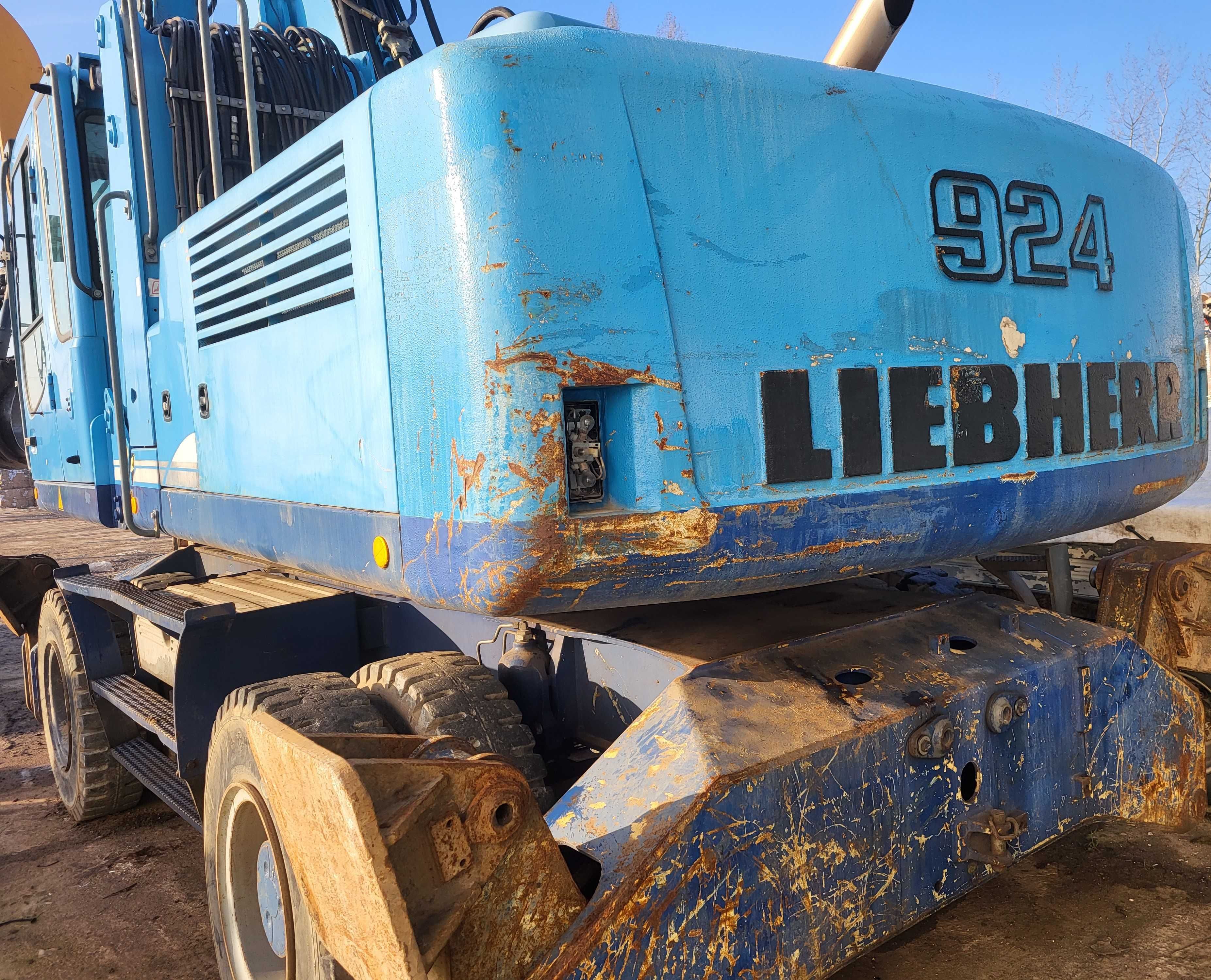 Koparka Liebherr 924 c likufix przeładunkowa