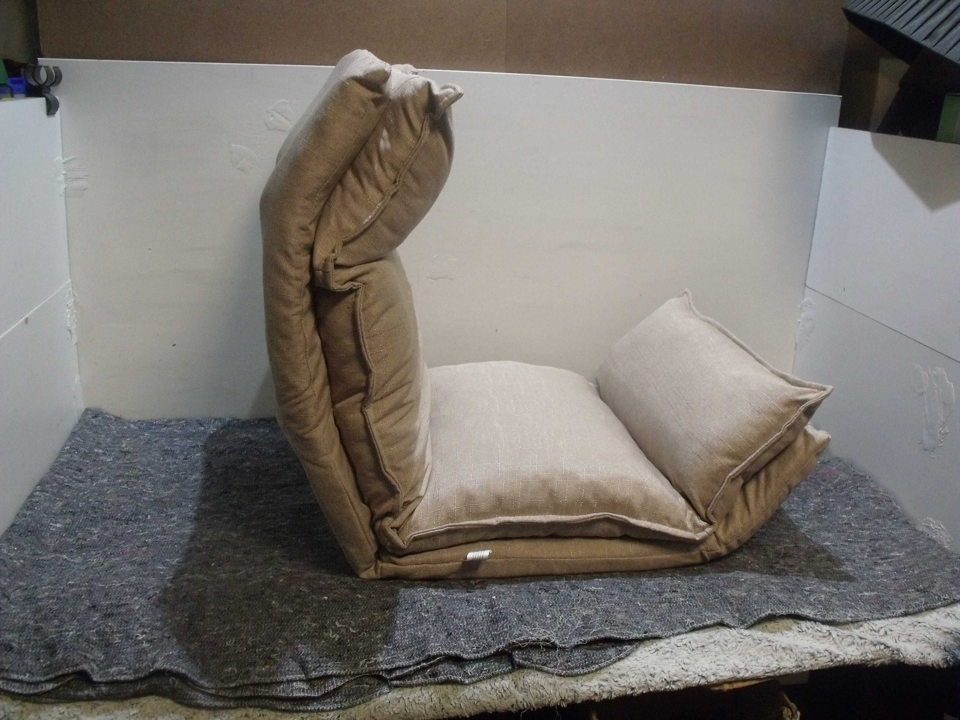 Krzesło do medytacji, poduszka na podłogę Rebecca Mobili RE6196