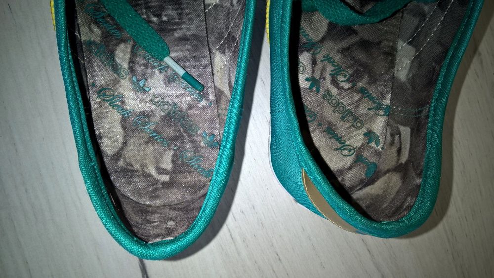 ADIDAS turkusowo złote tenisówki modne