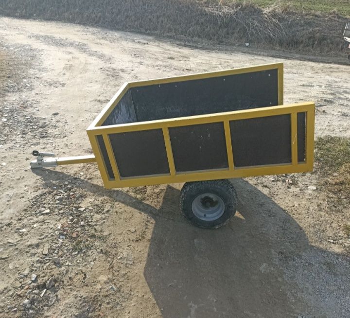 Przyczepka do mini traktorka kosiarki