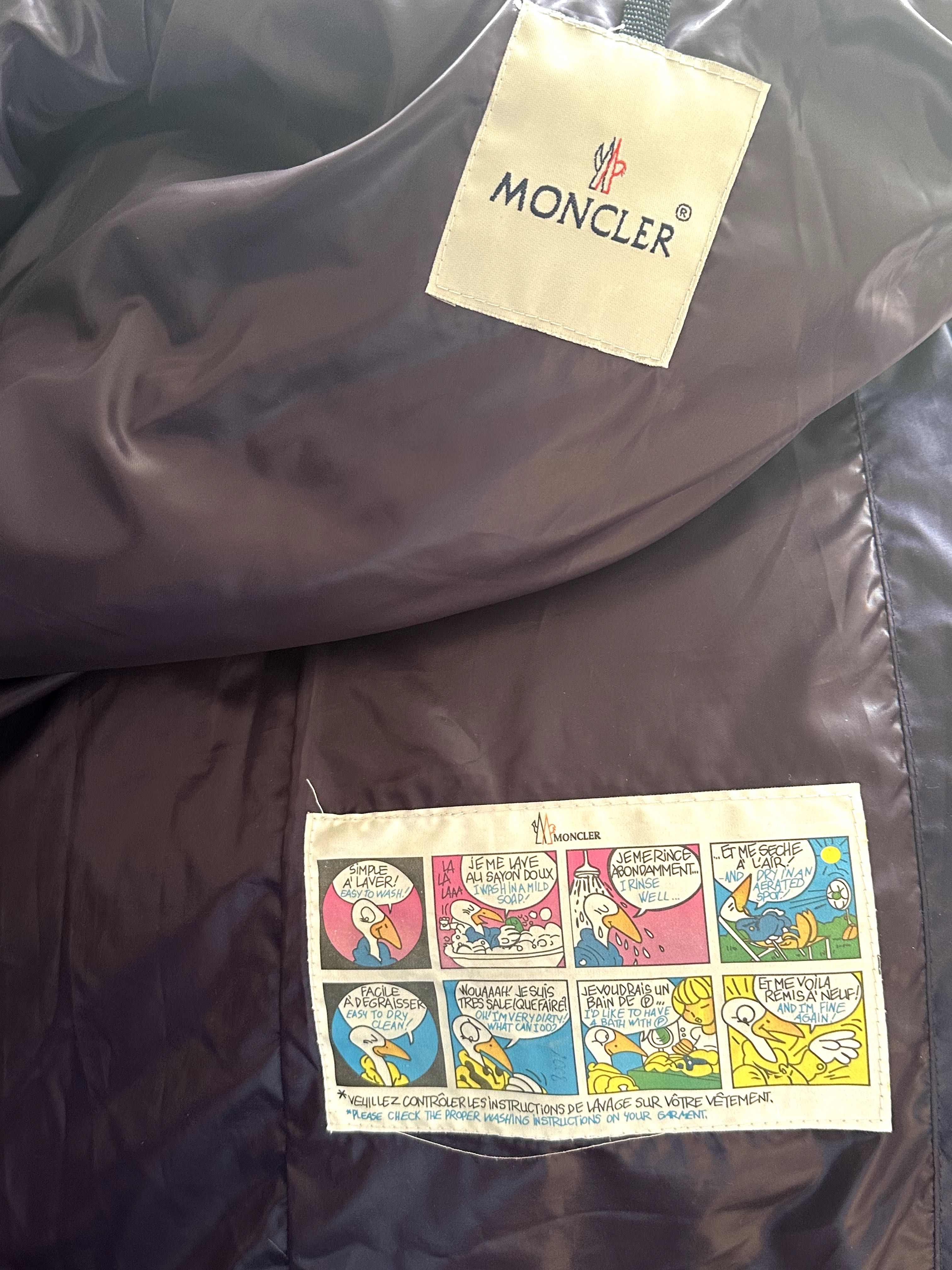 Fioletowa kurtka Moncler