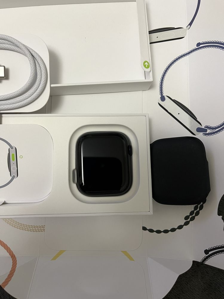 Apple watch series 9 45 mm midnight m/l