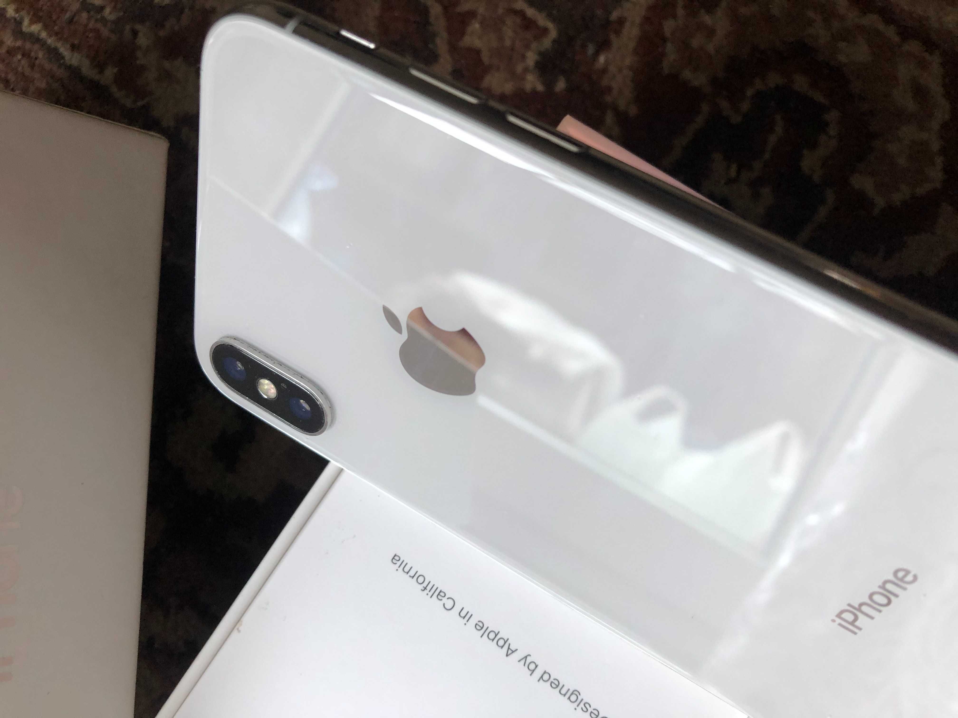 IPhone XS  как Новый