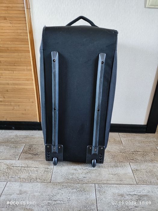 Champion дорожня валіза на колесах