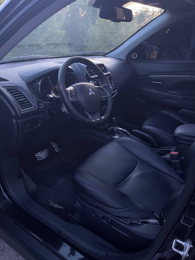 Mitsubishi outlander sport 2015