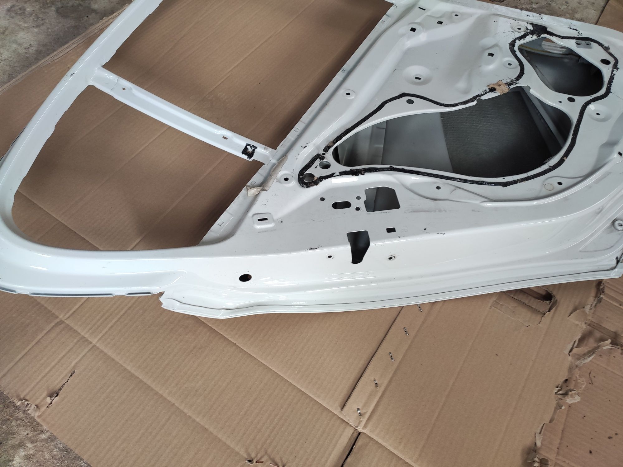 Porta lado esquerdo tras completa BMW série 1 f20
