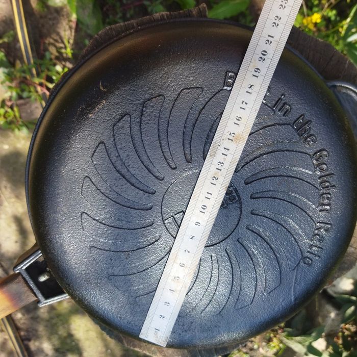 прочие товары для дома  чугунная сковорода