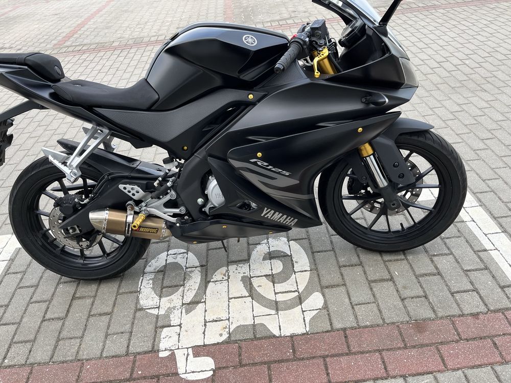 Yamaha yzf r125