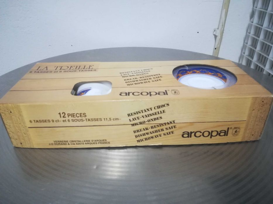 Serviço de café novo