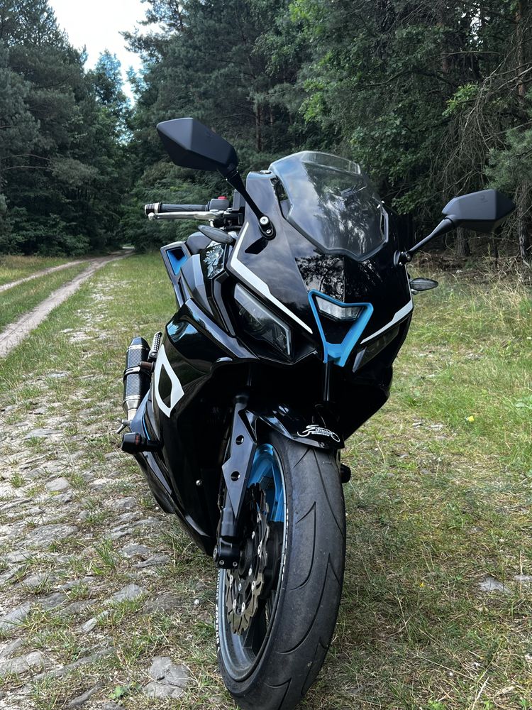 Taro Gp1 Barton Blade 125