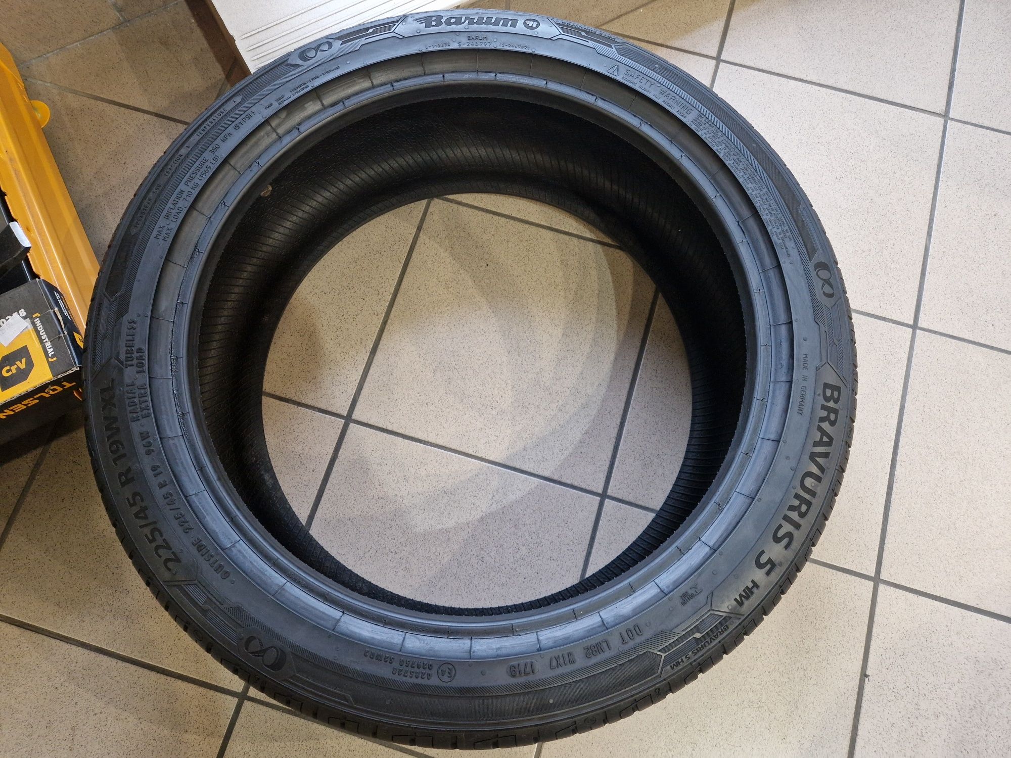 Barum 225/45R19 Bravuris 5 HM