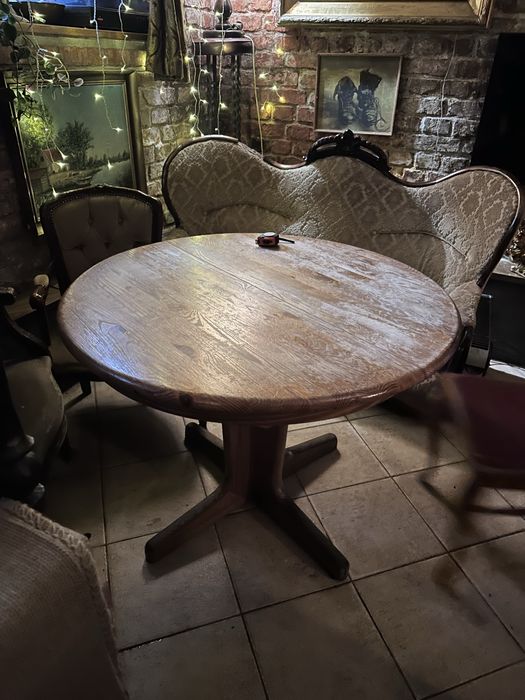 Stol okrągły drewniany