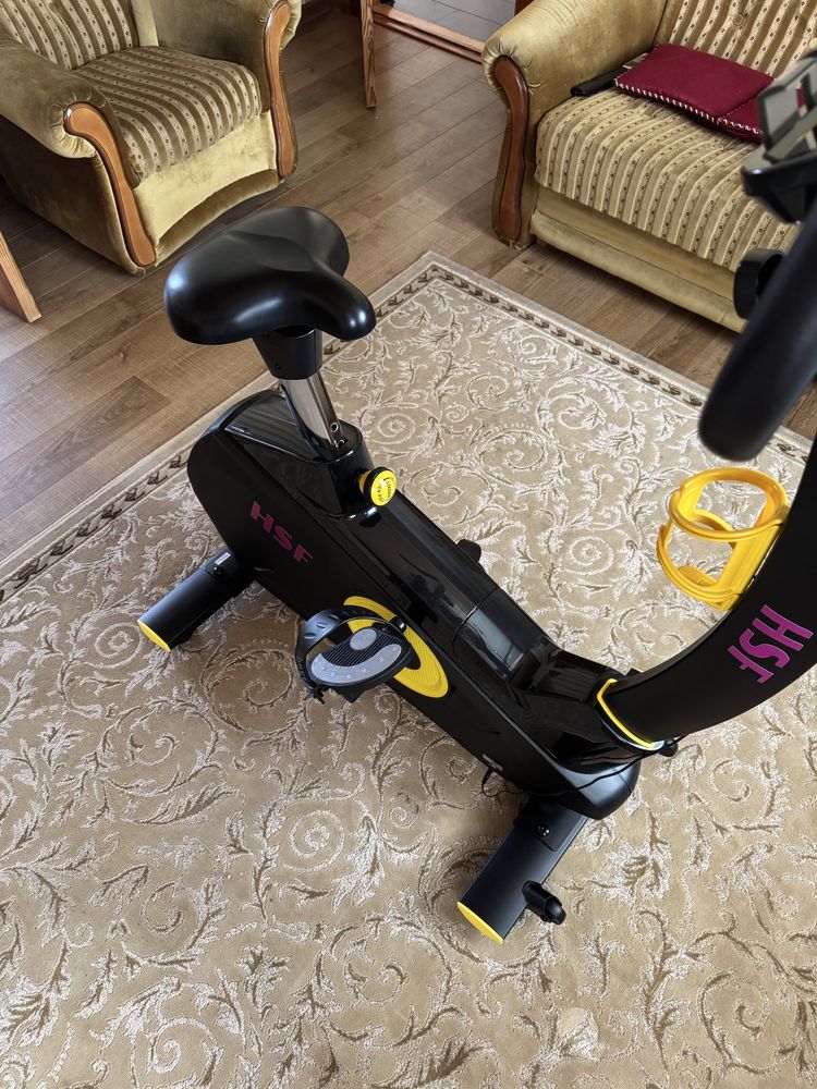 Велотренажер HouseFit HSF 8268HPM