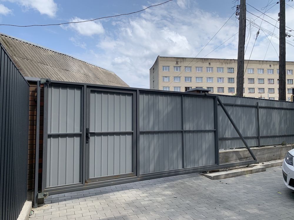 Продаж квадродуплексу з новим ремонтом, Вінниця,центральні комунікаціі